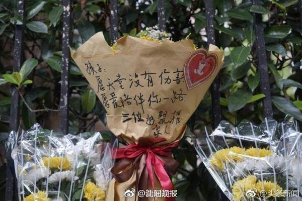 埃利奥特：我愿终老利物浦，但同时我也得为自己着想
